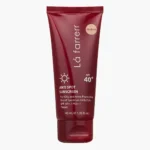 ضد آفتاب و ضد لک رنگی لافارر SPF40 مناسب پوست چرب با تنالیته رنگ متوسط